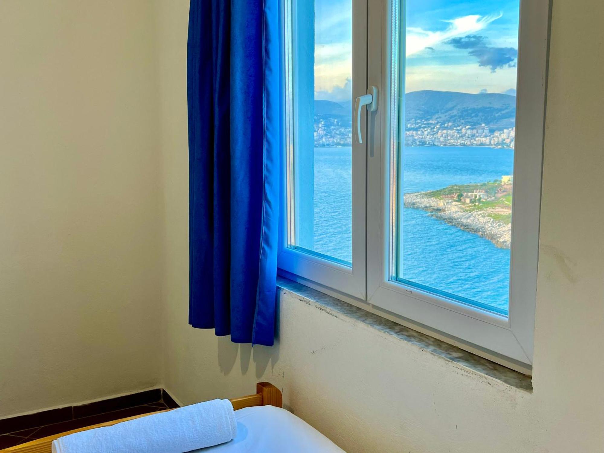 Redi'S Seaview Apartments Sarandë Eksteriør billede